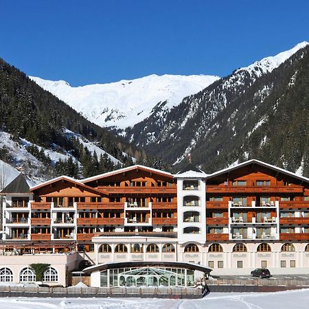 Wellness & Relax Hotel Milderer Hof Neustift im Stubaital Exterior photo